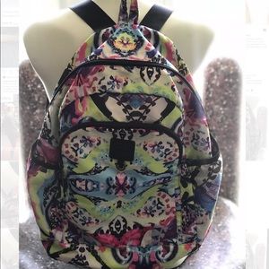 A brand new never used Go!Sac